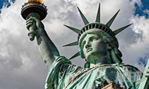 美国“斩杀线”频上热搜，暴露严重的制度性危机